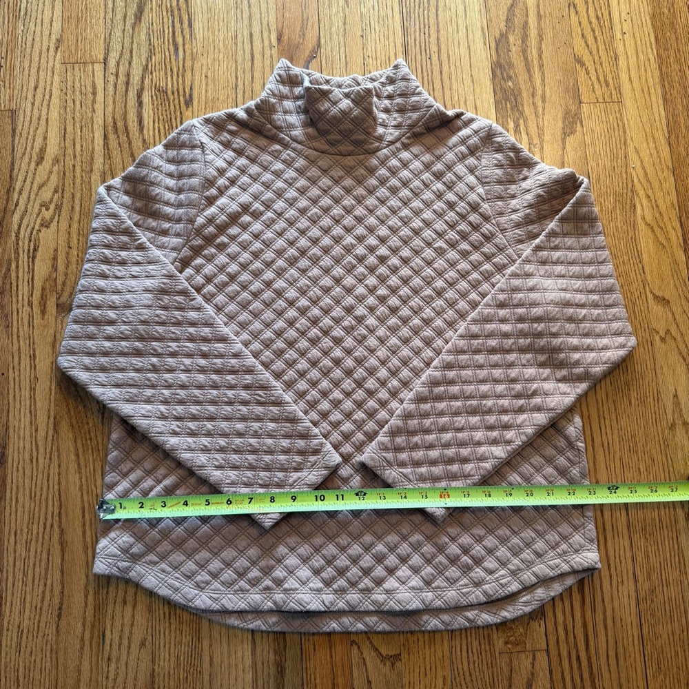 J. Crew Women's Quilted Camel Pullover Sweatshirt - size large - Picture 4 of 11